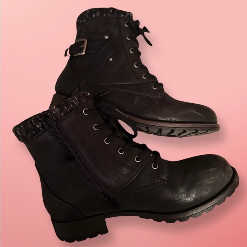 Womens combat boots size 8